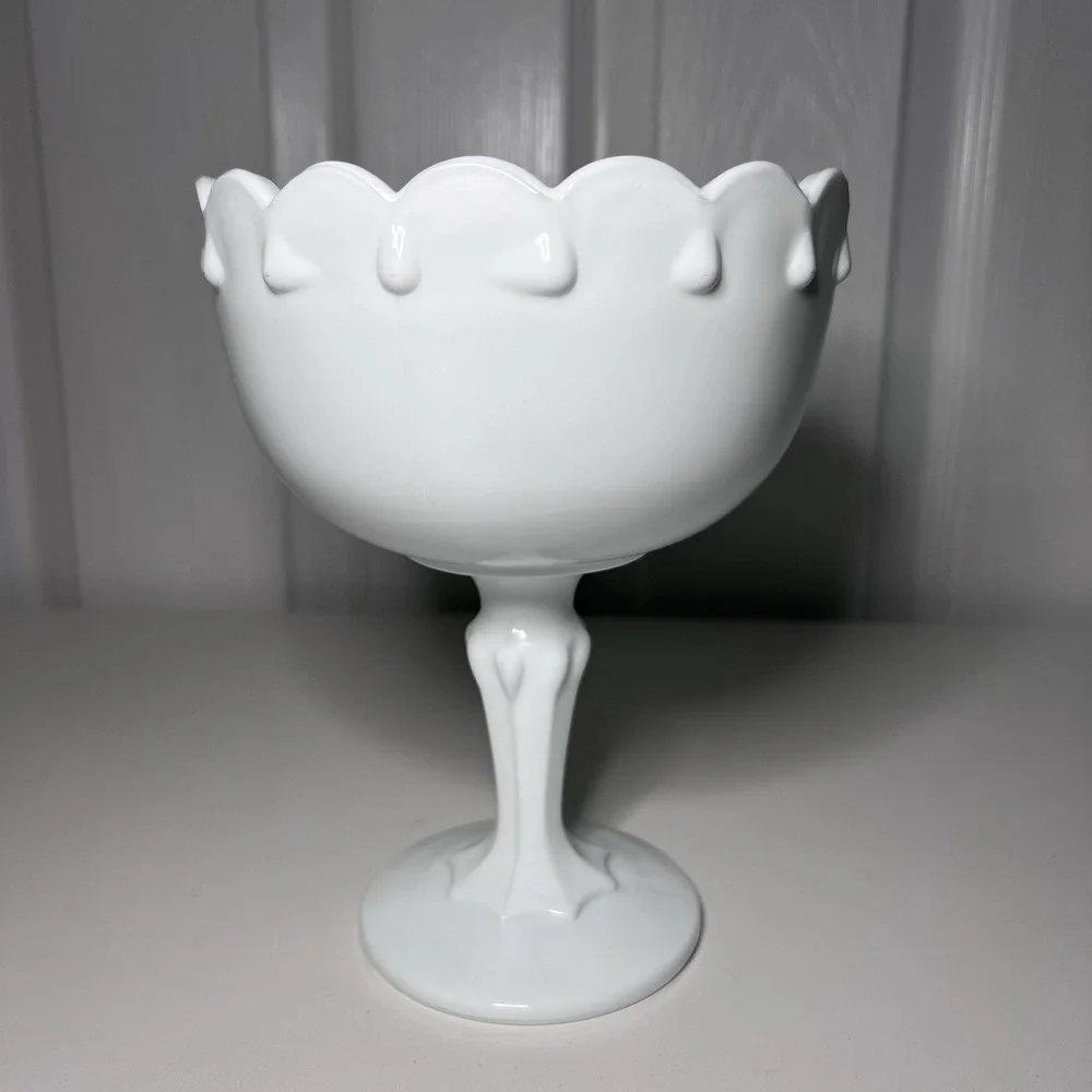 Vintage‎ Indiana Milk Glass Compote/Bowl With Pedestal Teardrop